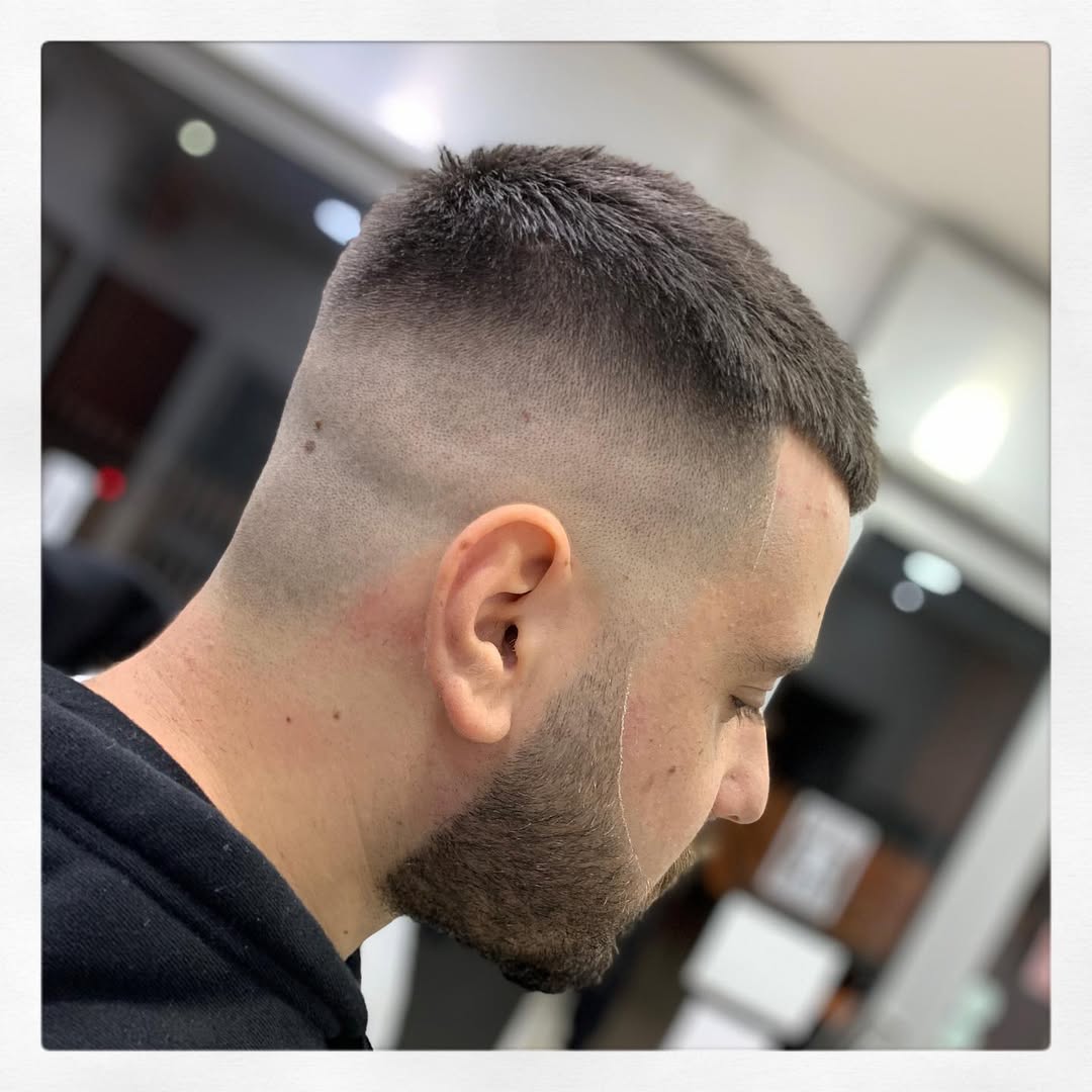 Taglio corto con high fade